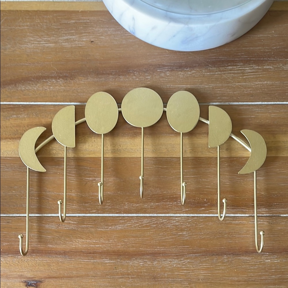 Gold Wall Hook Decor